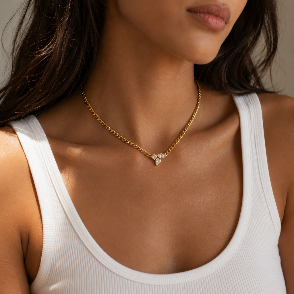 Luster Point Necklace
